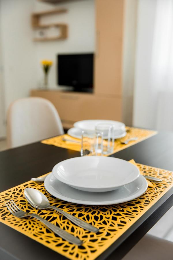 Panorama View Apartment 2Km To Palas ยาช ภายนอก รูปภาพ