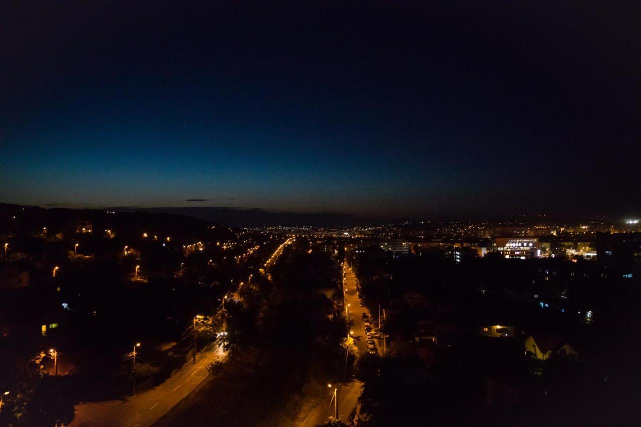 Panorama View Apartment 2Km To Palas ยาช ภายนอก รูปภาพ