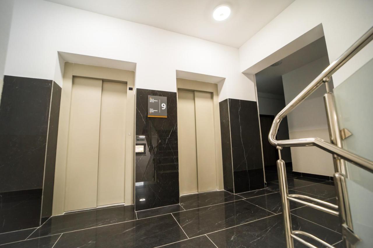 Panorama View Apartment 2Km To Palas ยาช ภายนอก รูปภาพ